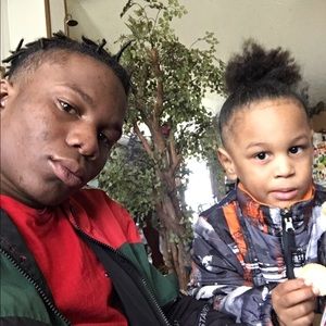 Meet your Posher, Quintin